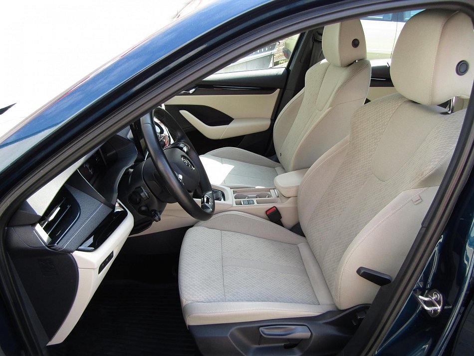 Škoda Octavia IV 1.5 TSi Style