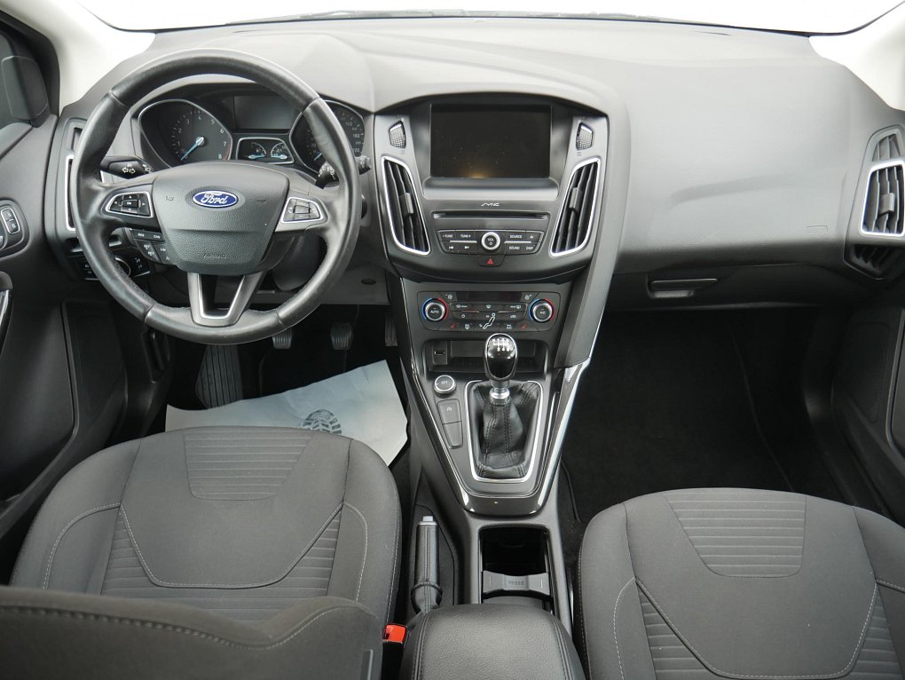 Ford Focus 1.5 EB Titanium