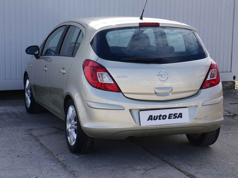 Opel Corsa 1.2 