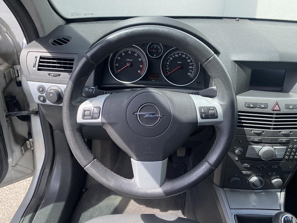 Opel Astra 1.8i 