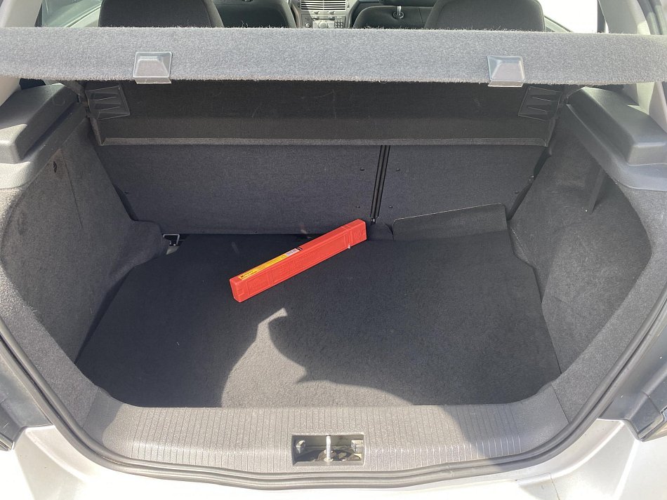 Opel Astra 1.8i 