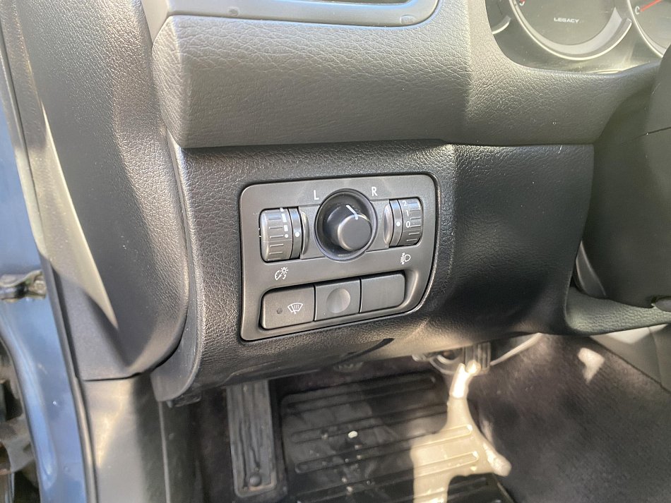 Subaru Legacy 2.0i  4x4