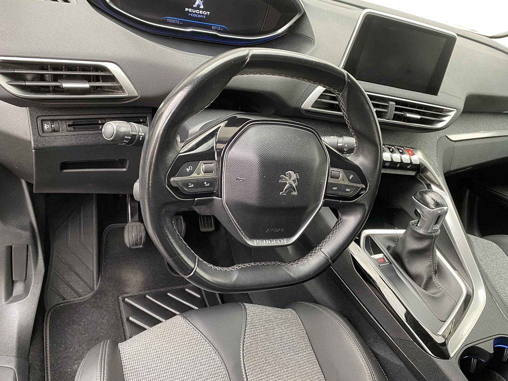 Peugeot 5008 1.2 PT Crossway