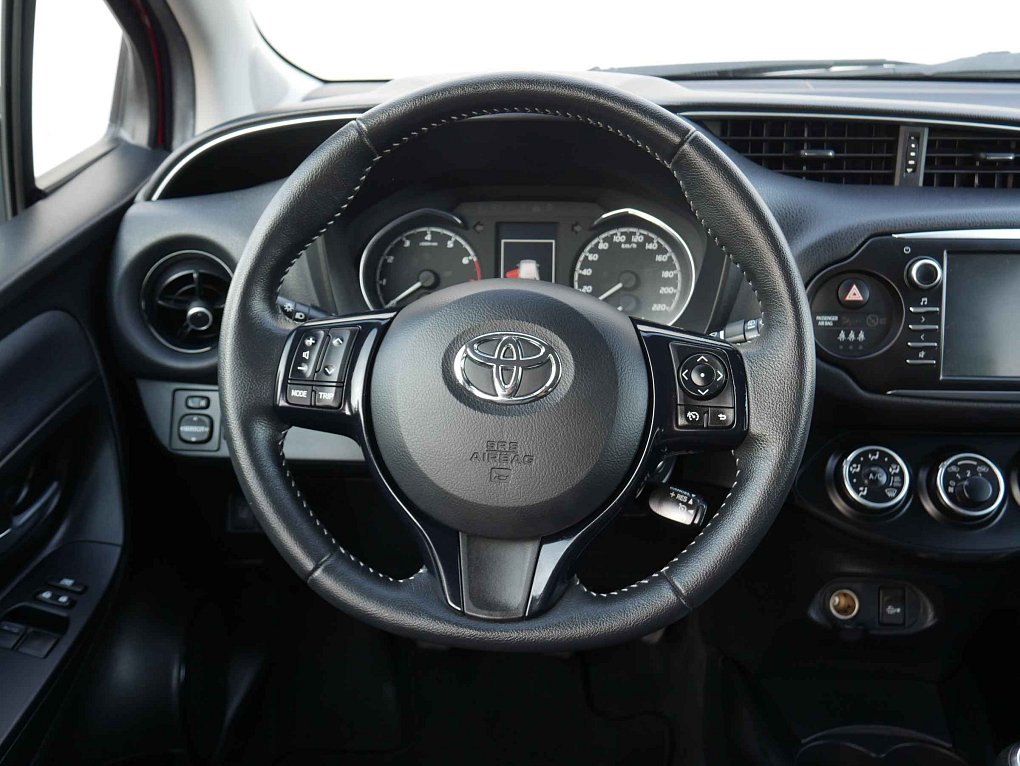 Toyota Yaris 1.5i 