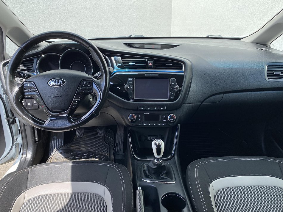 Kia Ceed 1.6 CRDi 