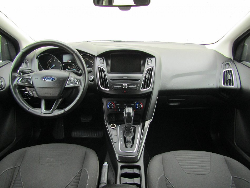 Ford Focus 2.0 TDCi  Powershift