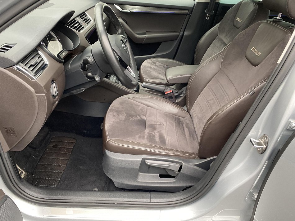 Škoda Octavia III 1.8 TSi Scout 4x4