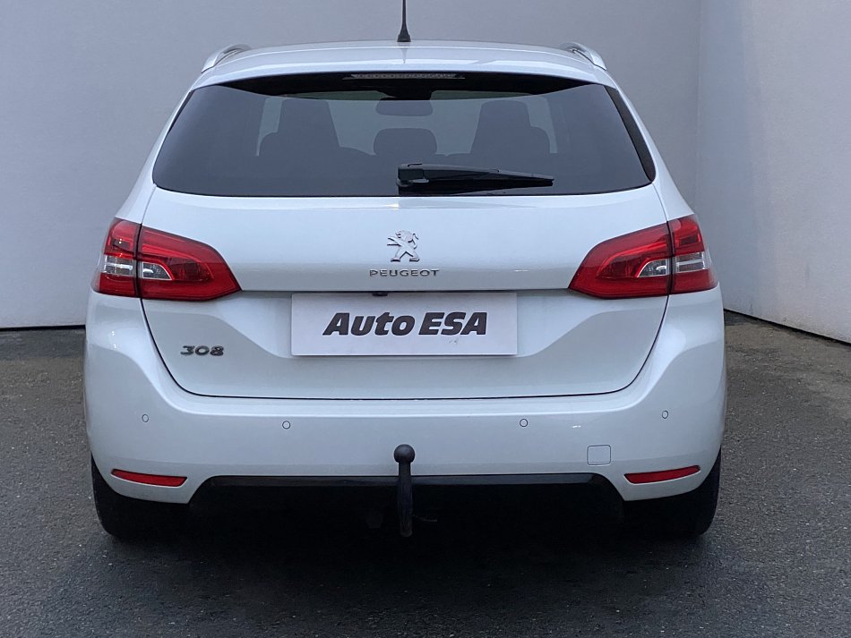 Peugeot 308 1.5 HDi 