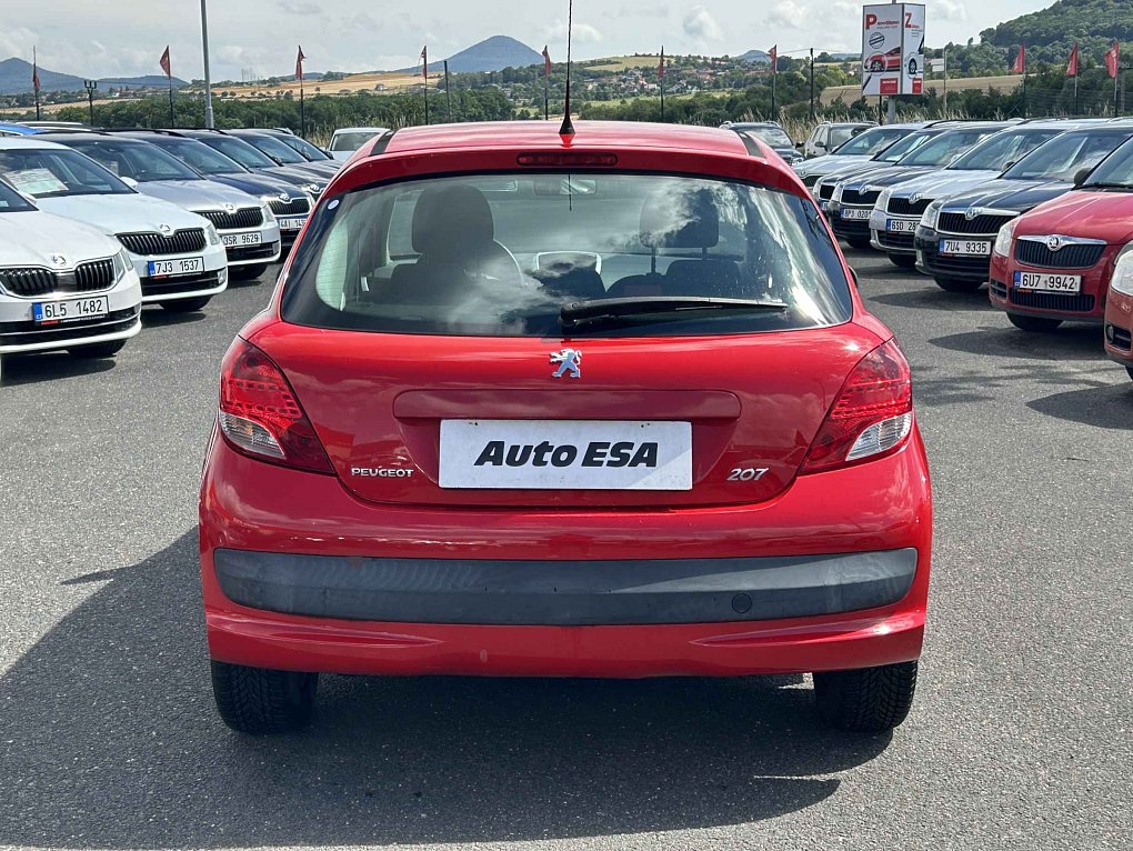 Peugeot 207 1.4i 