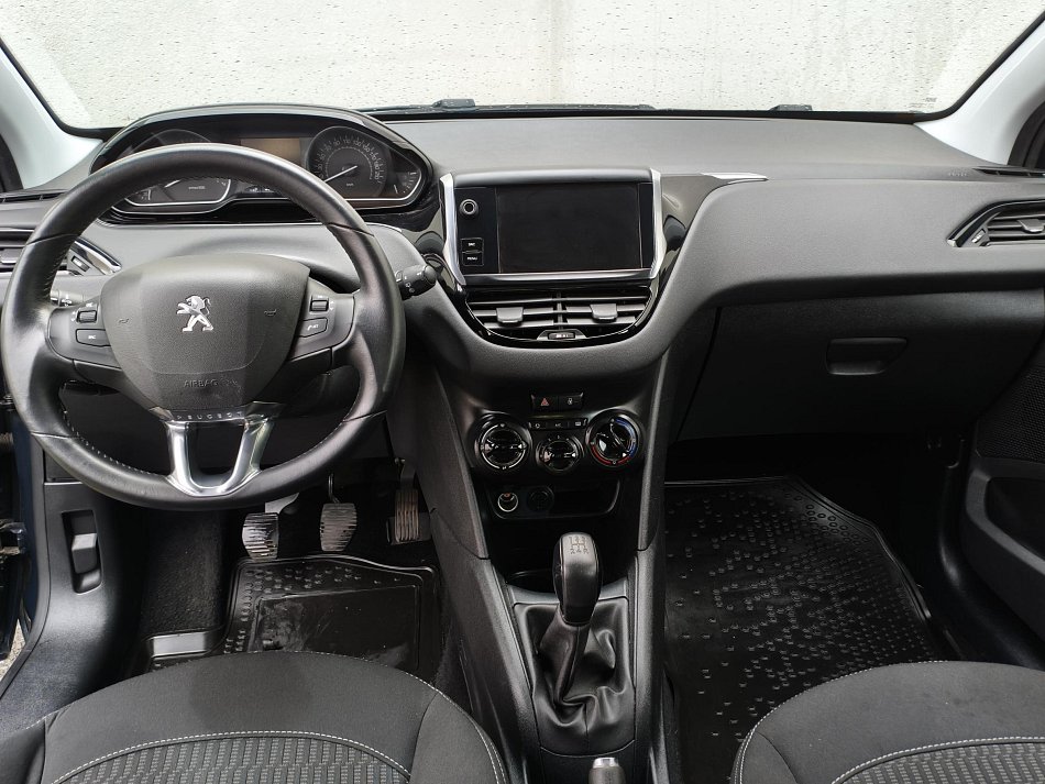Peugeot 208 1.2 PT 