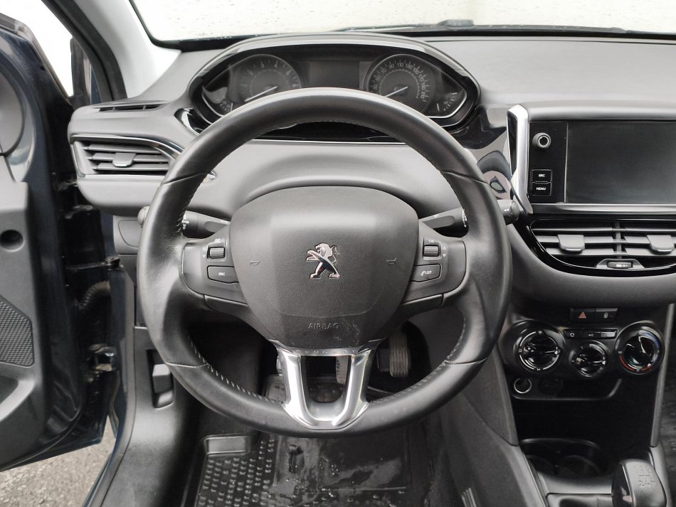 Peugeot 208 1.2 PT 