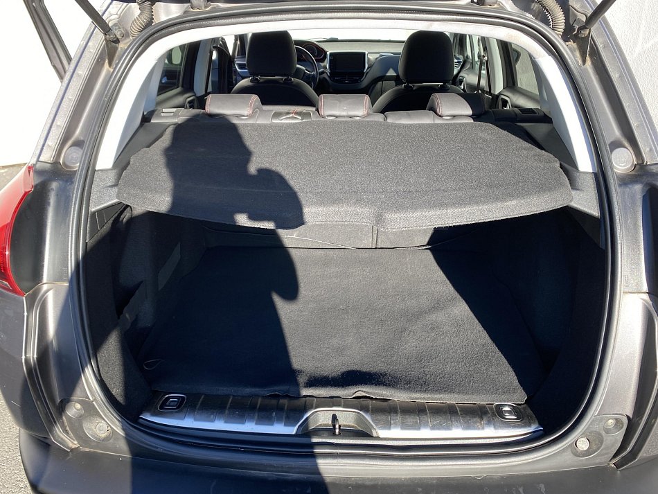 Peugeot 2008 1.2 PT GT Line