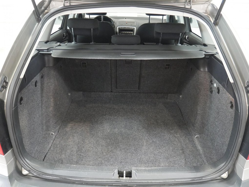 Škoda Octavia II 2.0 TDi Scout 4x4