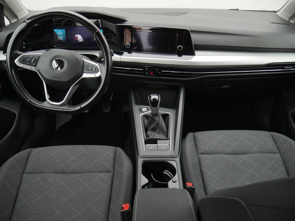 Volkswagen Golf 1.5TSi Life