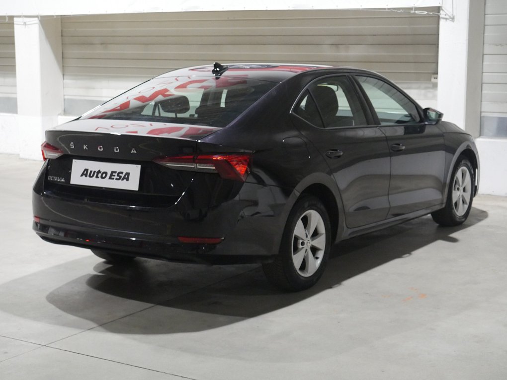 Škoda Octavia IV 2.0 TDi Active