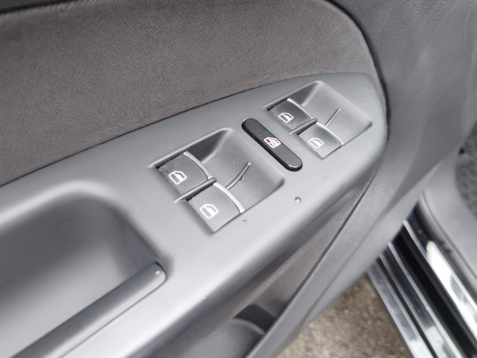 Volkswagen Touran 2.0 TDi CUP