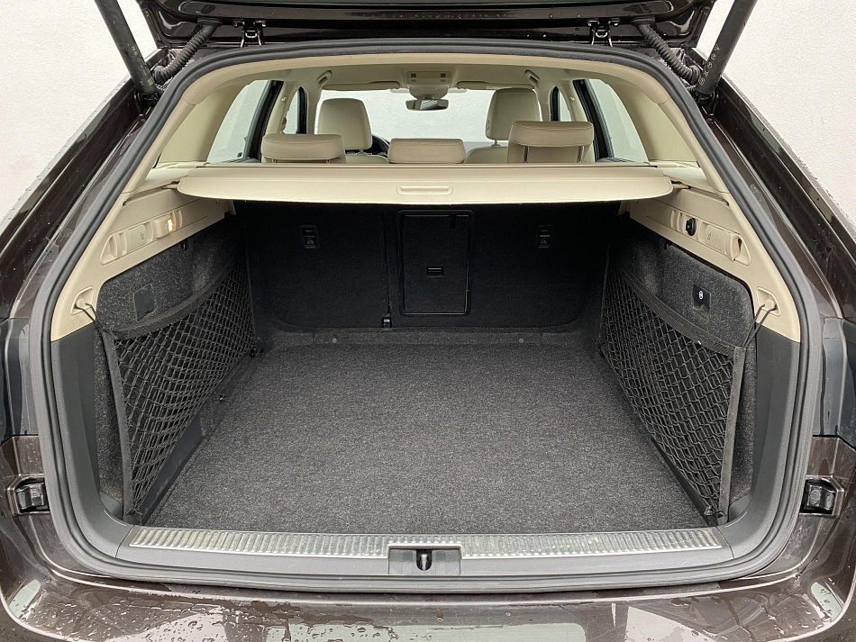 Škoda Superb III 2.0 TSi L&K 4x4