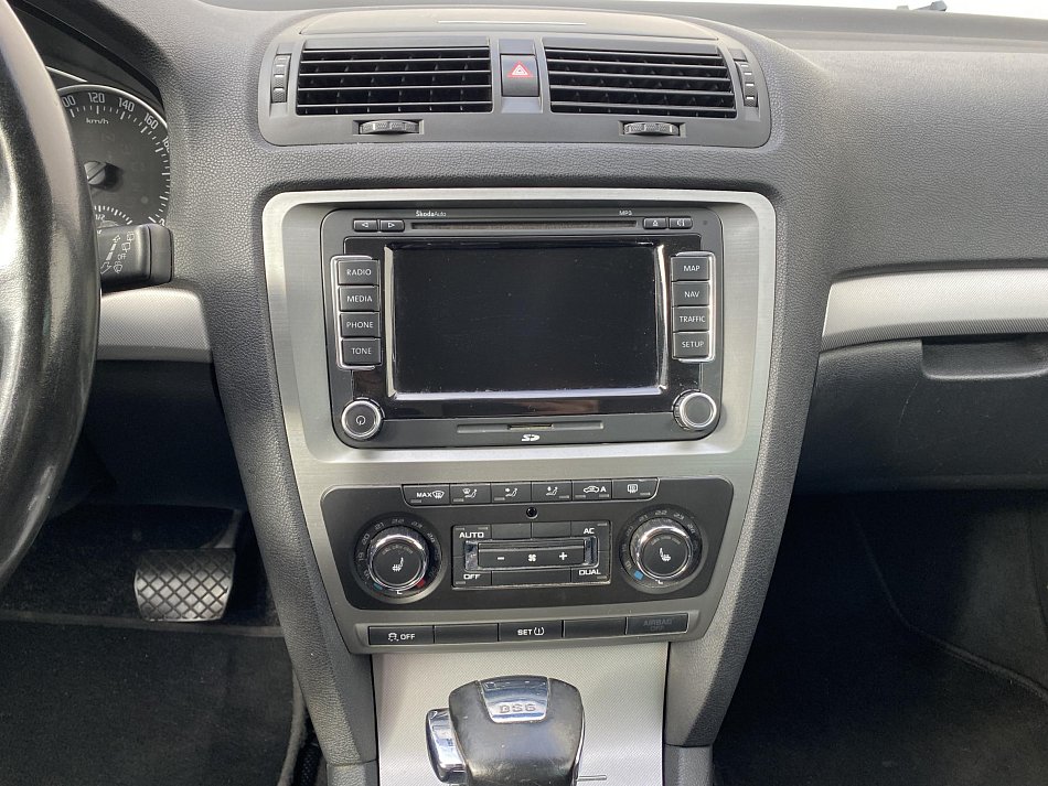 Škoda Octavia II 1.6 TDi Elegance