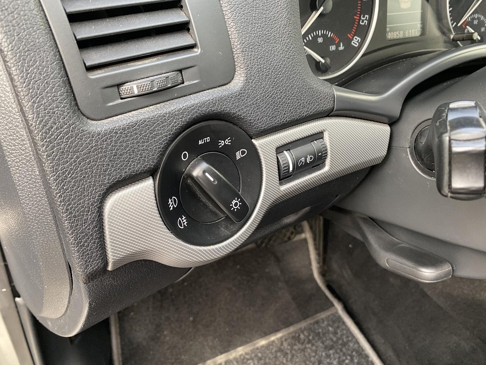 Škoda Octavia II 1.6 TDi Elegance