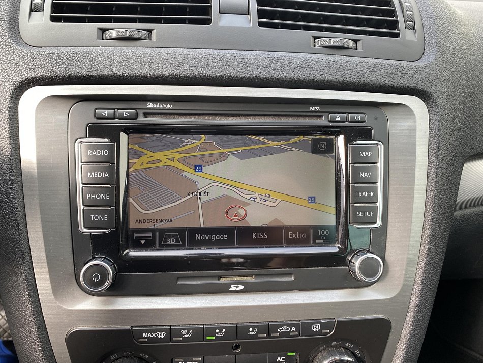 Škoda Octavia II 1.6 TDi Elegance