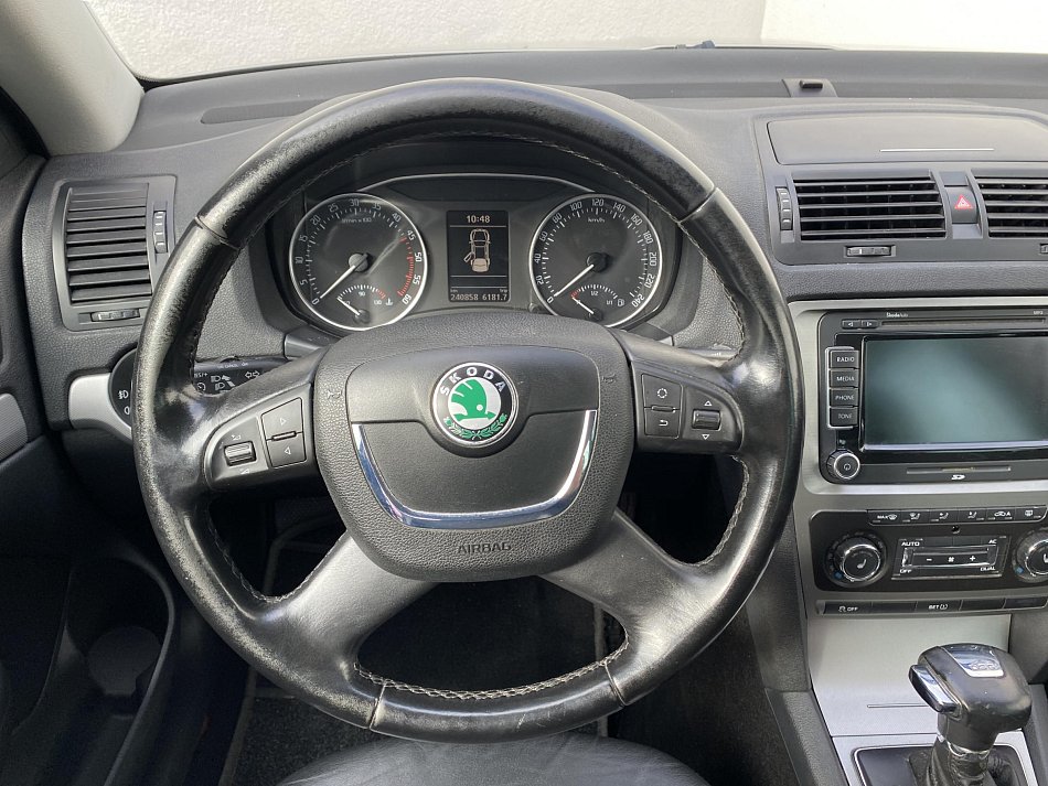 Škoda Octavia II 1.6 TDi Elegance