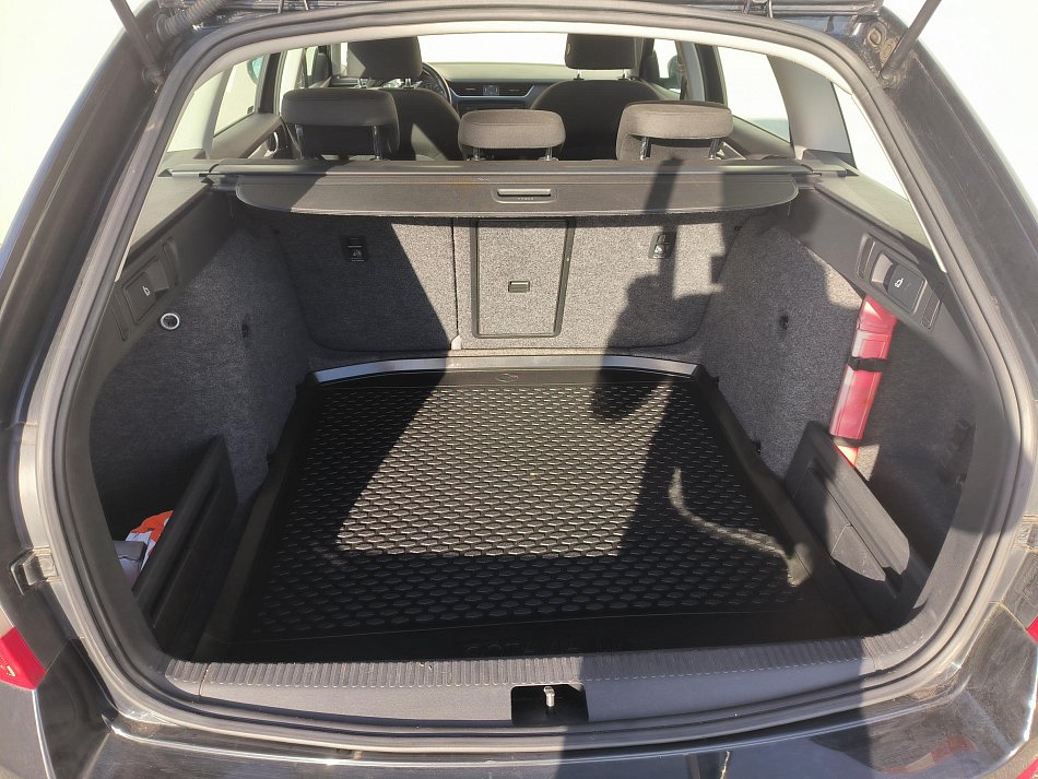 Škoda Octavia III 1.8 TSi Elegance