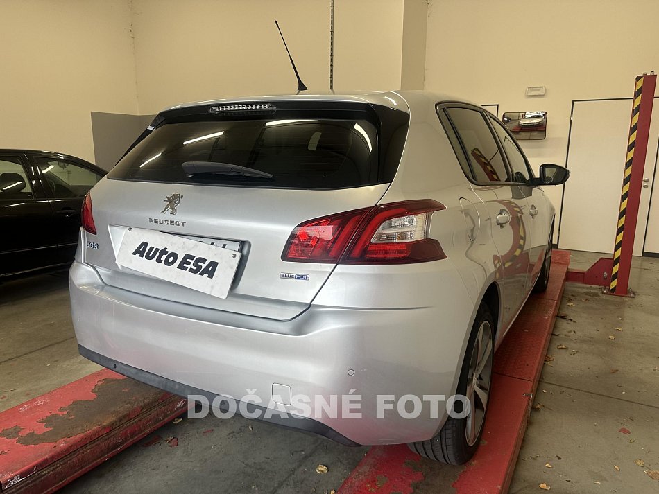 Peugeot 308 1.6 HDi 