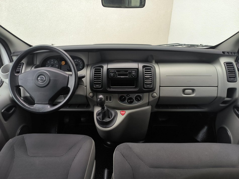 Opel Vivaro 2.0CDTi  9míst