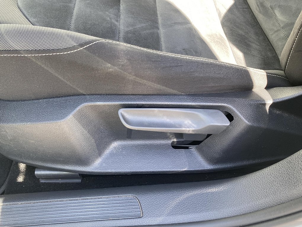 Volkswagen Golf 1.4TSi Highline