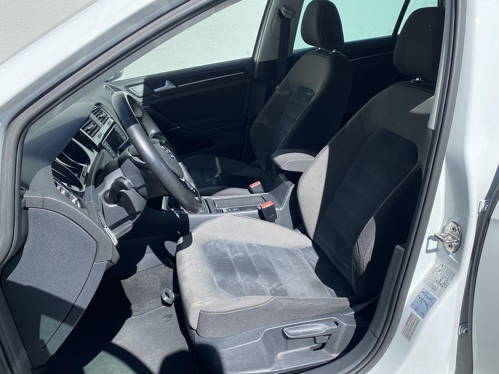 Volkswagen Golf 1.4TSi Highline