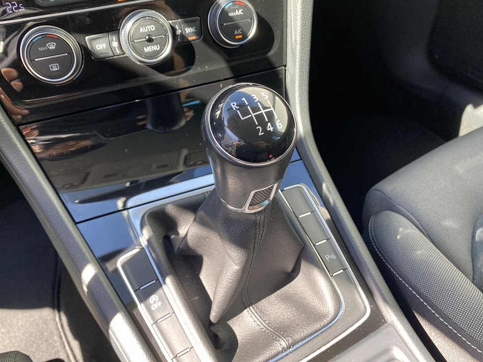 Volkswagen Golf 1.4TSi Highline