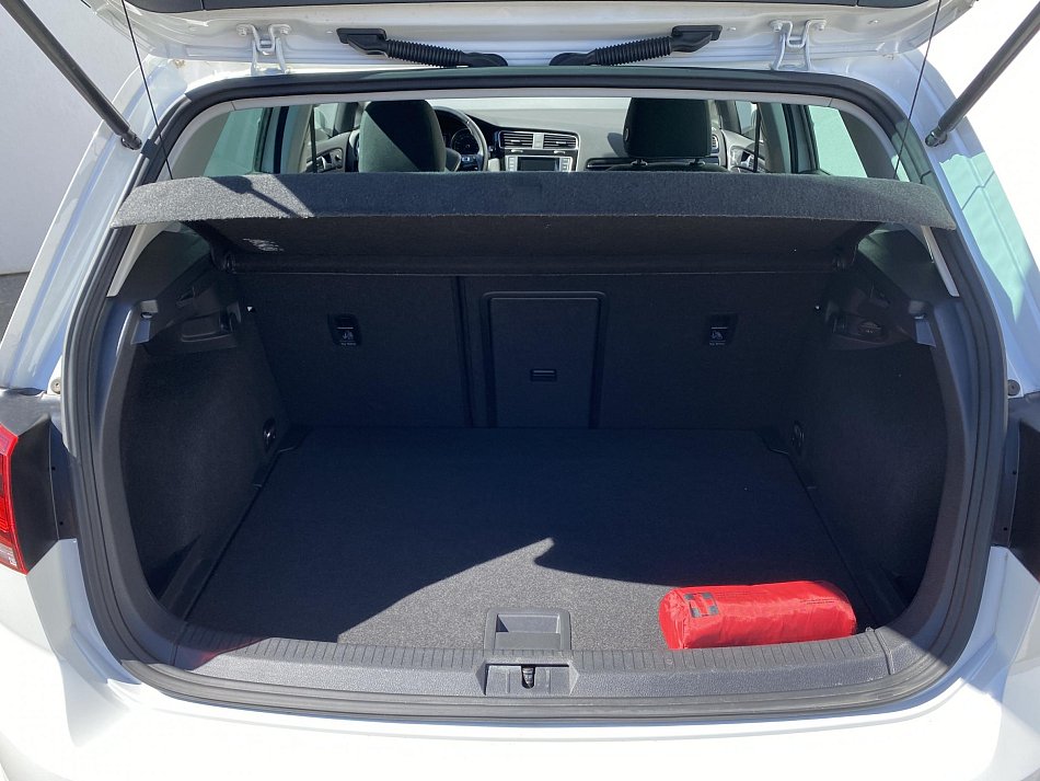 Volkswagen Golf 1.4TSi Highline