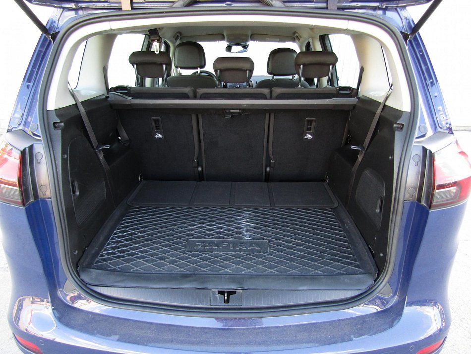 Opel Zafira 1.4 i 