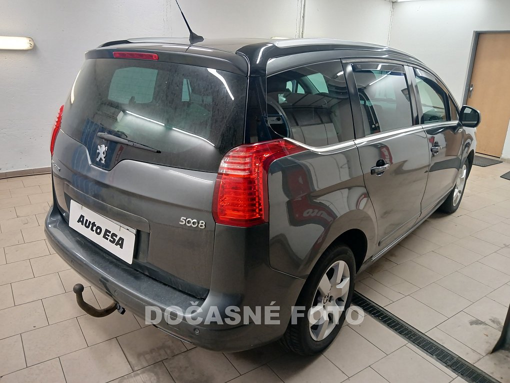 Peugeot 5008 2.0 HDi 