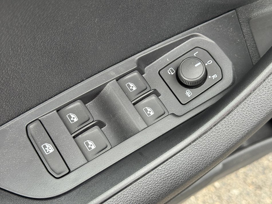Škoda Karoq 2.0 TSi SportLine 4x4
