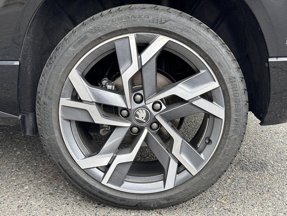 Škoda Karoq 2.0 TSi SportLine 4x4