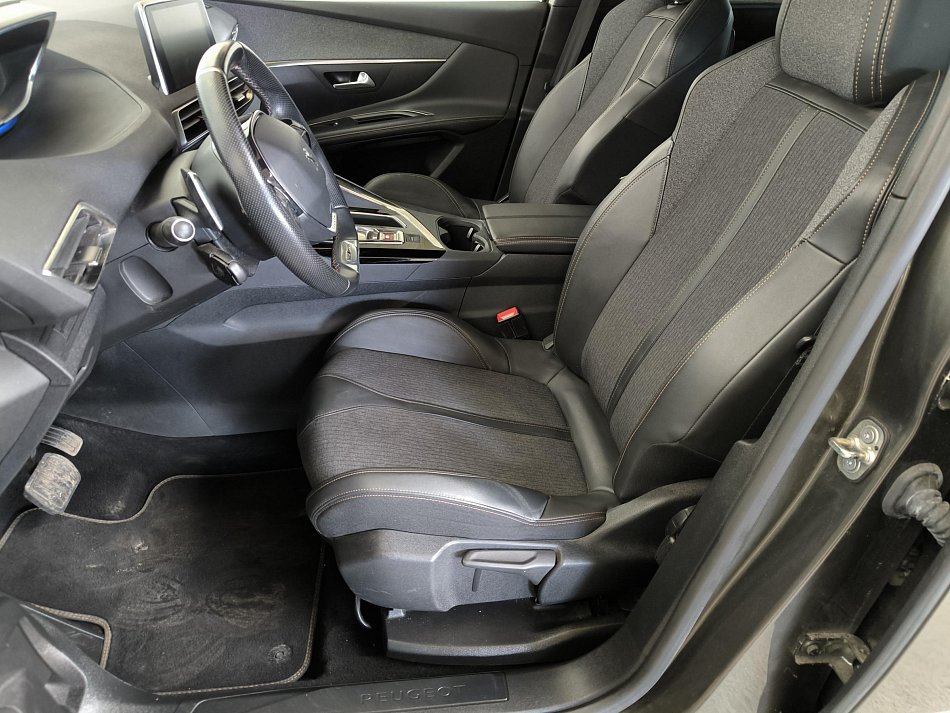 Peugeot 5008 1.5 HDi GT Line