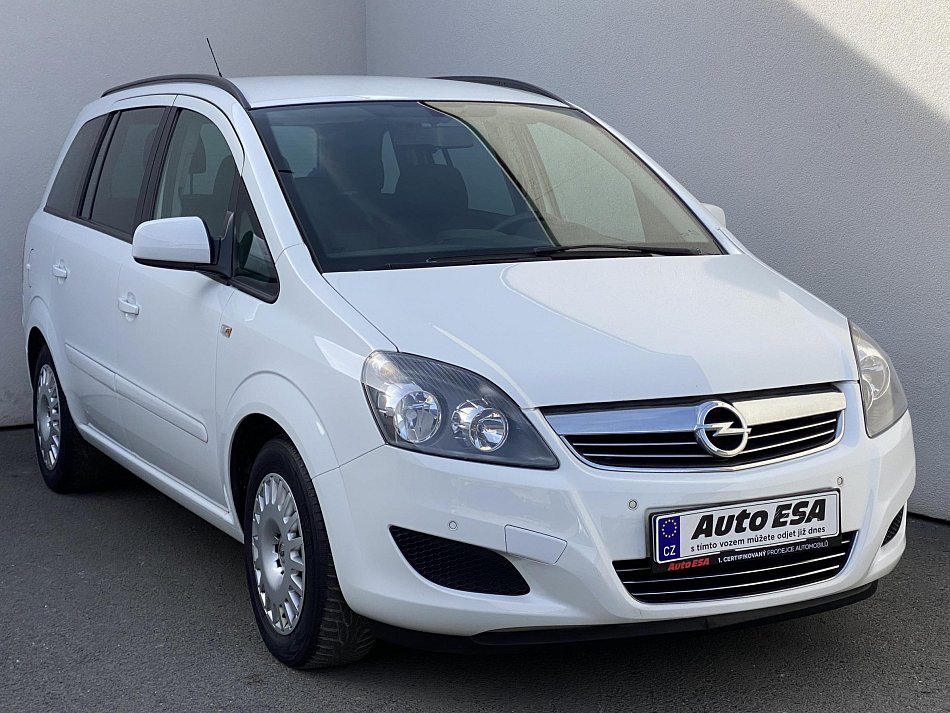 Opel Zafira 1.8 16V  7míst