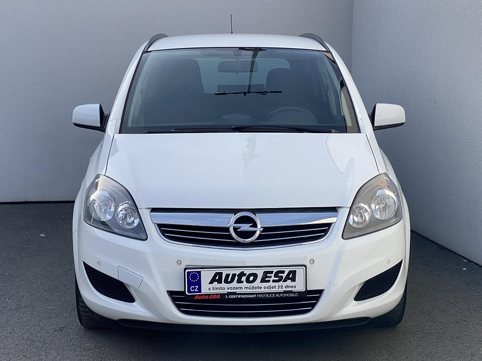 Opel Zafira 1.8 16V  7míst