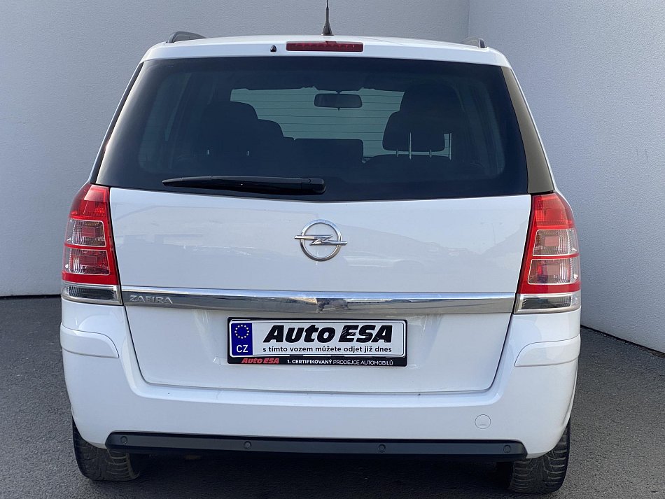 Opel Zafira 1.8 16V  7míst