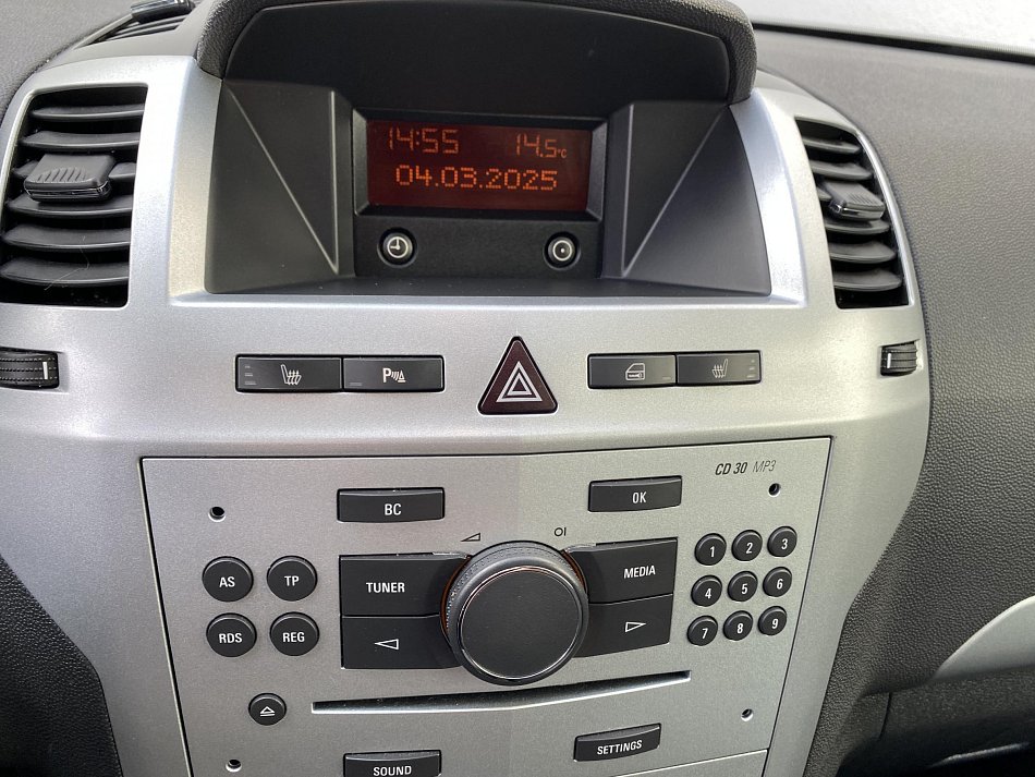 Opel Zafira 1.8 16V  7míst