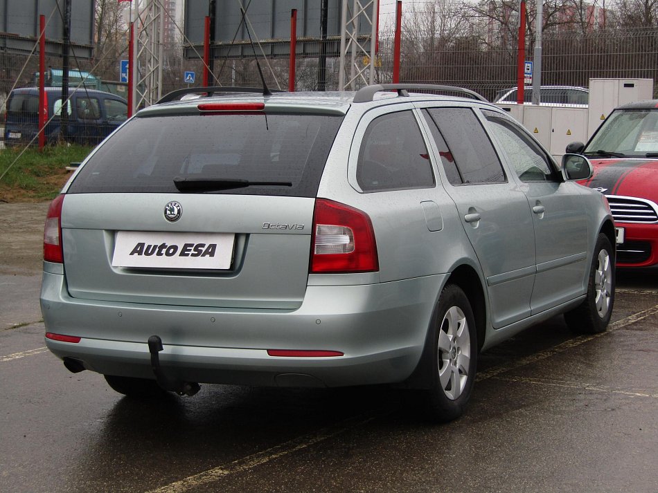 Škoda Octavia II 1.6TDi Elegance