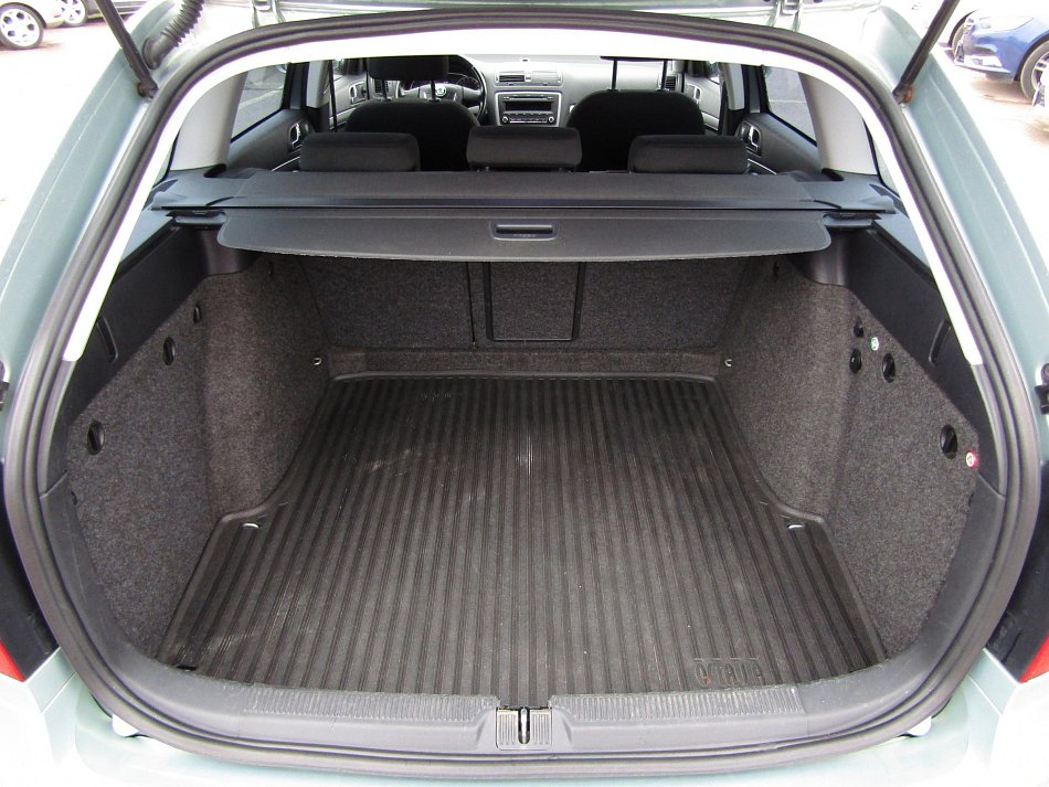 Škoda Octavia II 1.6TDi Elegance