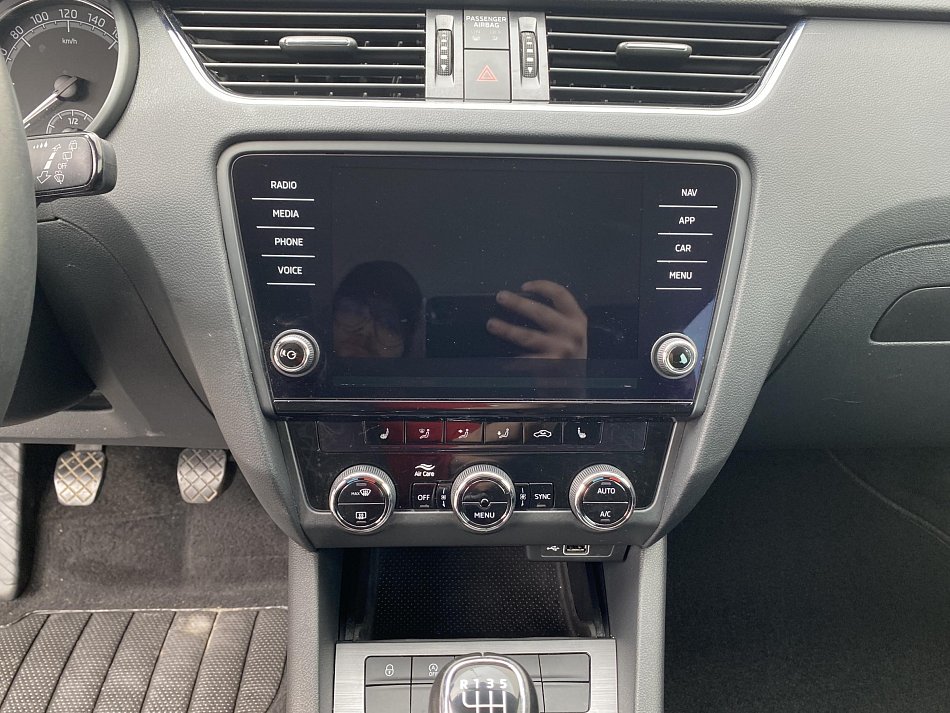 Škoda Octavia III 1.5 TSi Clever