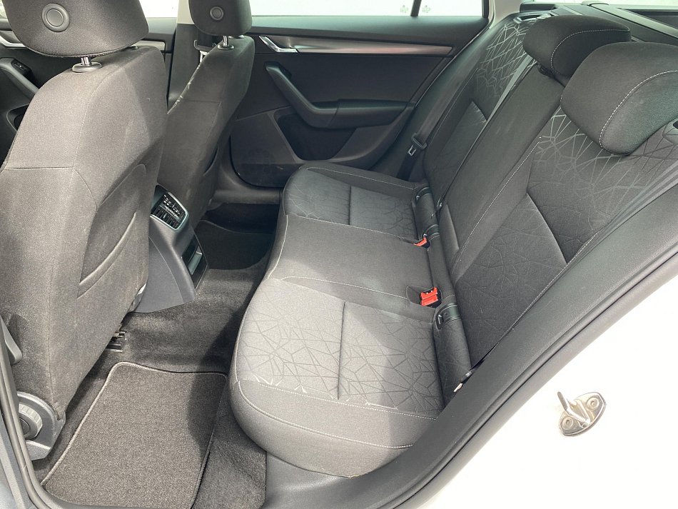 Škoda Octavia III 1.5 TSi Clever