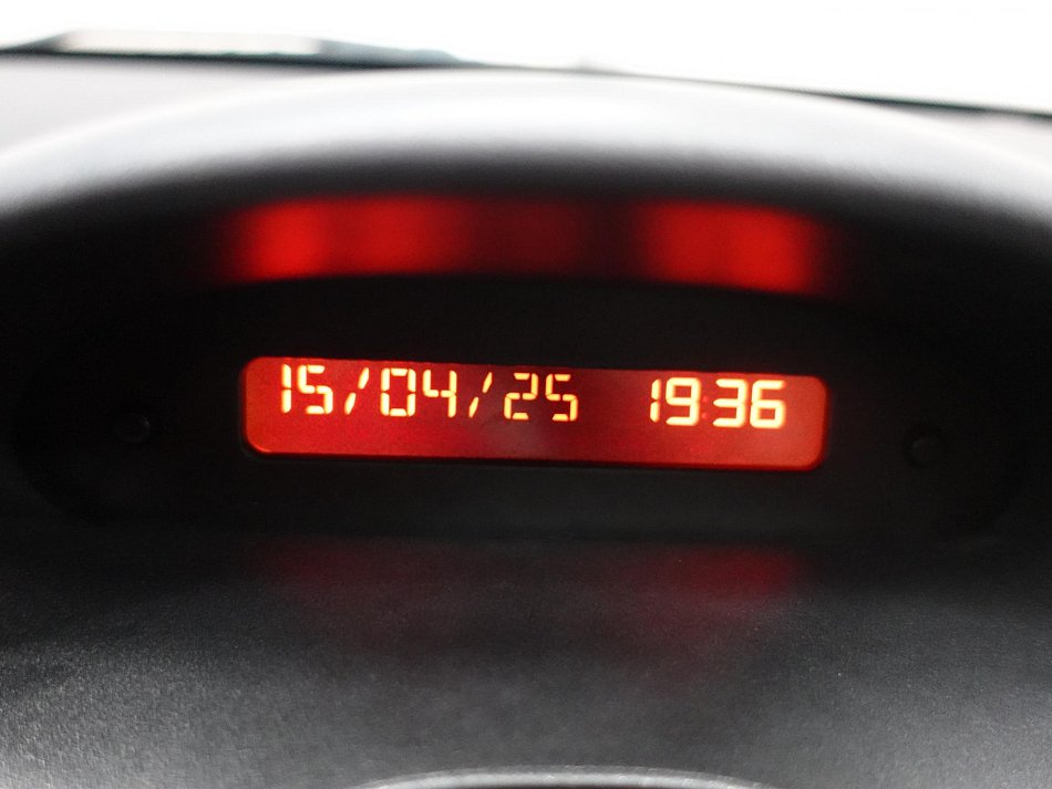 Peugeot 206 1.1i 