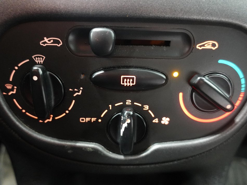 Peugeot 206 1.1i 