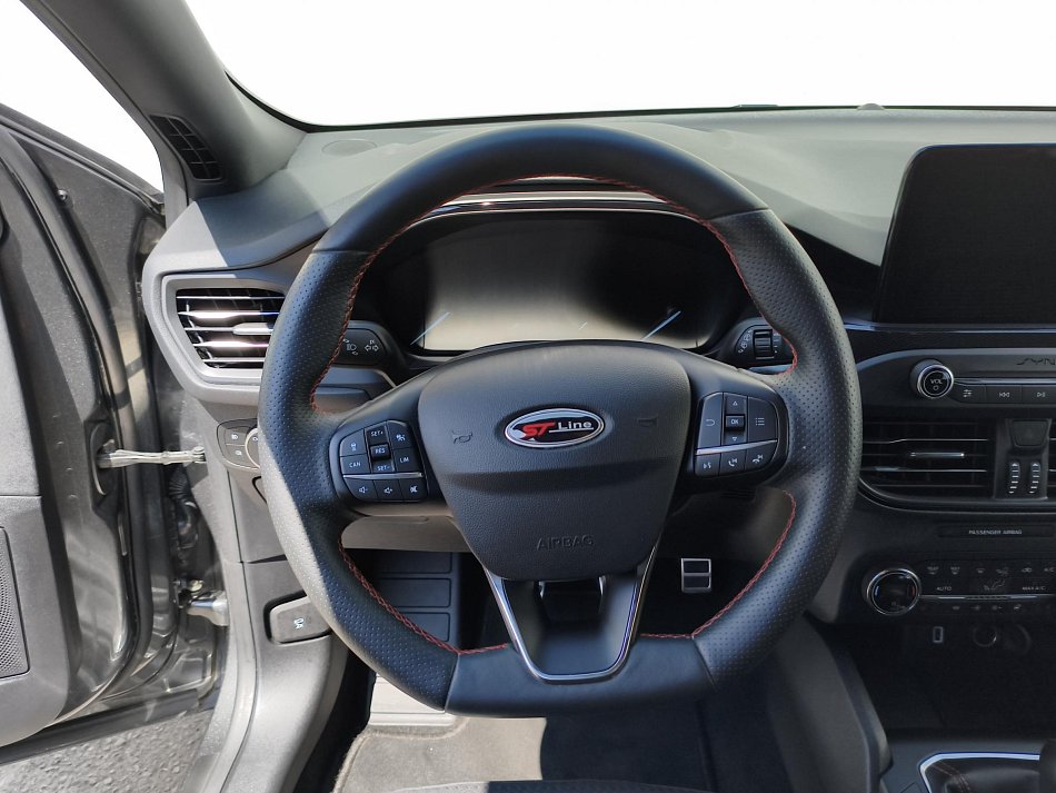 Ford Focus 1.5 EB ST-Line