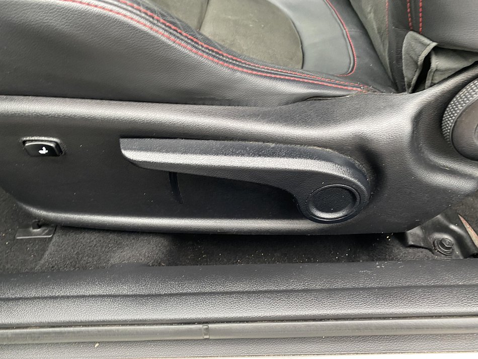 Kia Ceed 1.6 T-GDi GT