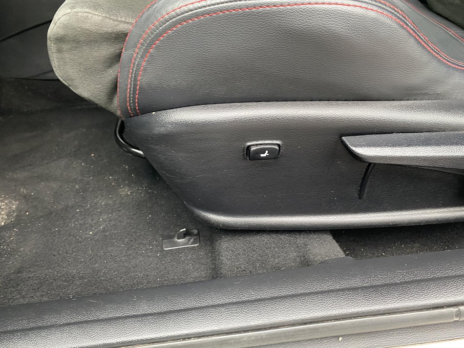 Kia Ceed 1.6 T-GDi GT